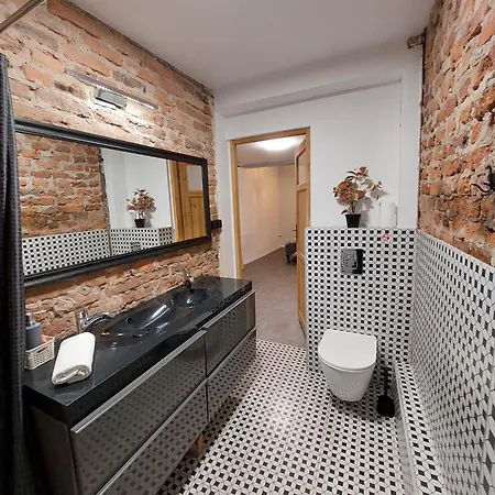 Apartament Flores *